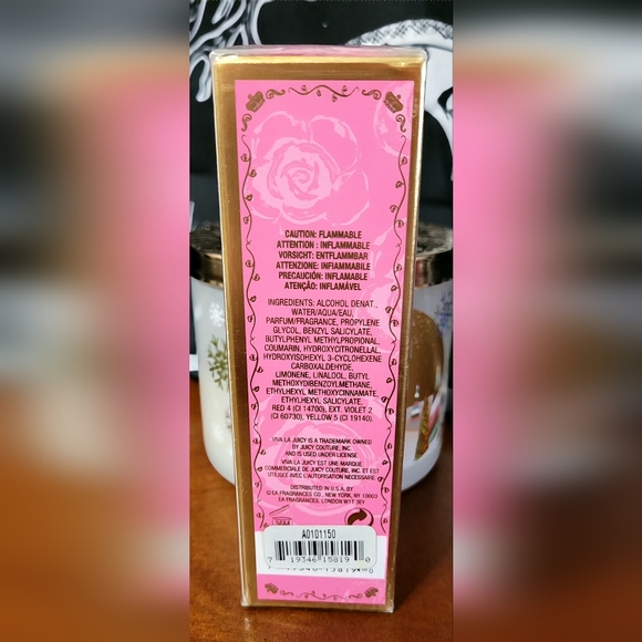JUICY COUTURE eau de toilette and bag bundle - Picture 7 of 9